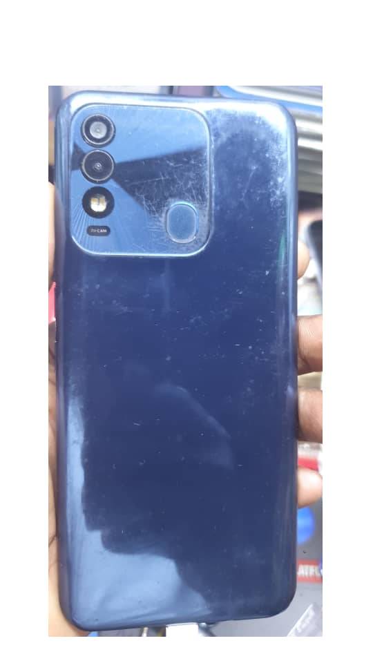 Tecno Spark 8 KG6k
